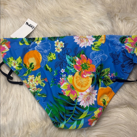 Bar III New 
Women’s Tropical- Print Shirred - Side Hipser Bikini Bottom - Picture 6 of 11